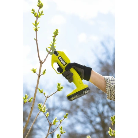 фото аккумуляторный секатор ryobi one+ ry18sca-0 5133005024