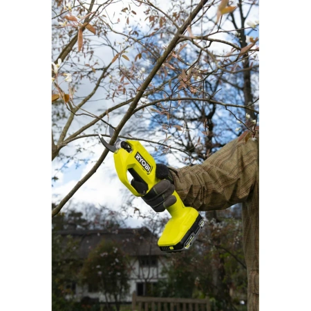 фото аккумуляторный секатор ryobi one+ ry18sca-0 5133005024