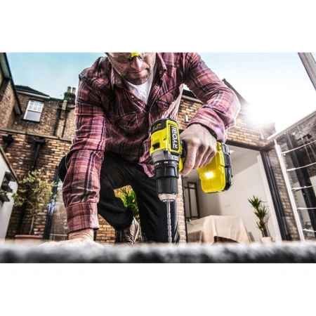 фото ударная бесщеточная дрель-шуруповерт ryobi one+ rpd18c-242s