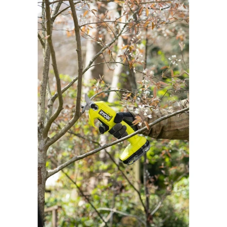 фото аккумуляторный секатор ryobi one+ ry18sca-0 5133005024